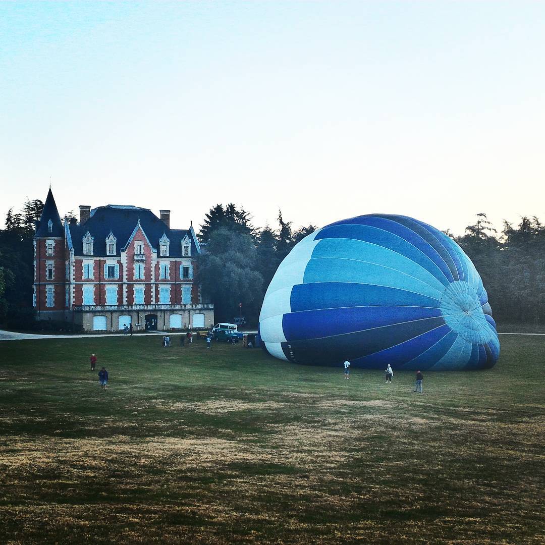 Château de Déomas et montgolfière