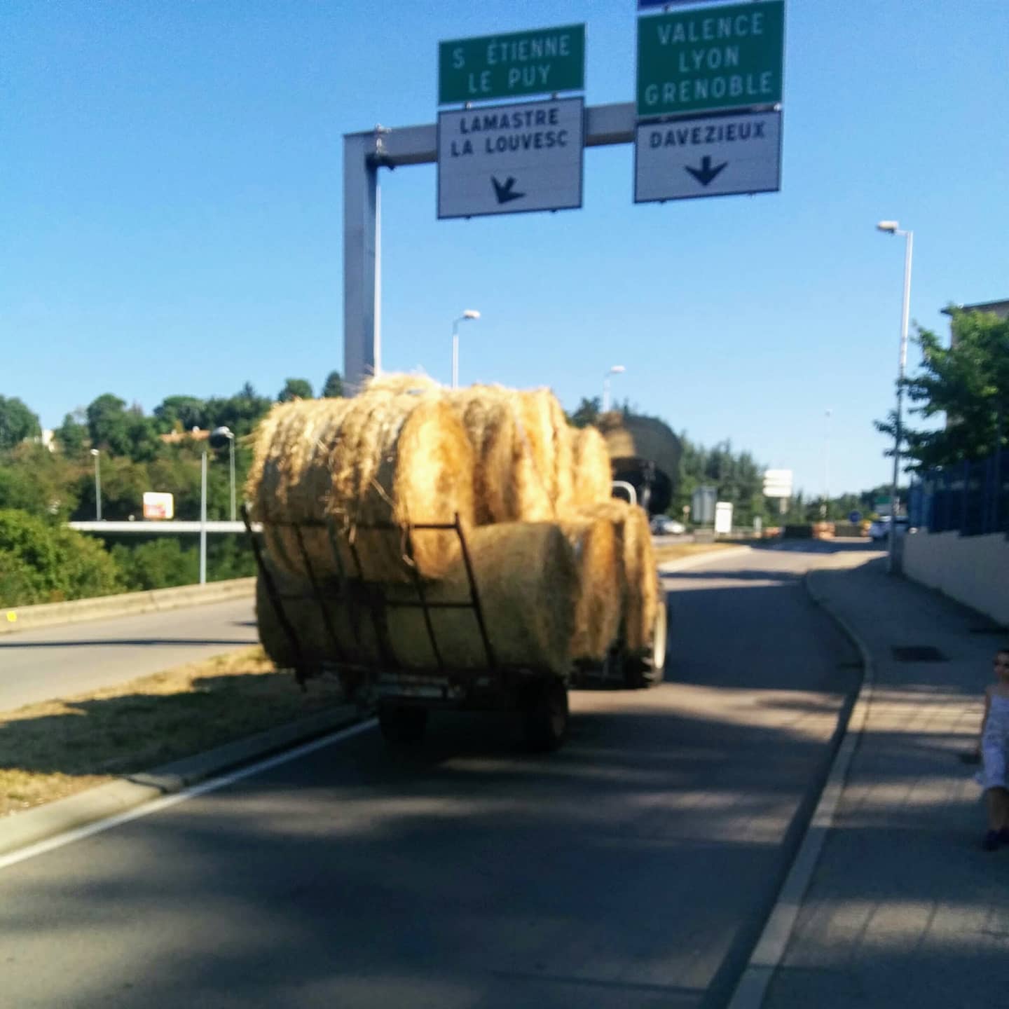 La paille prend la route en Ardèche