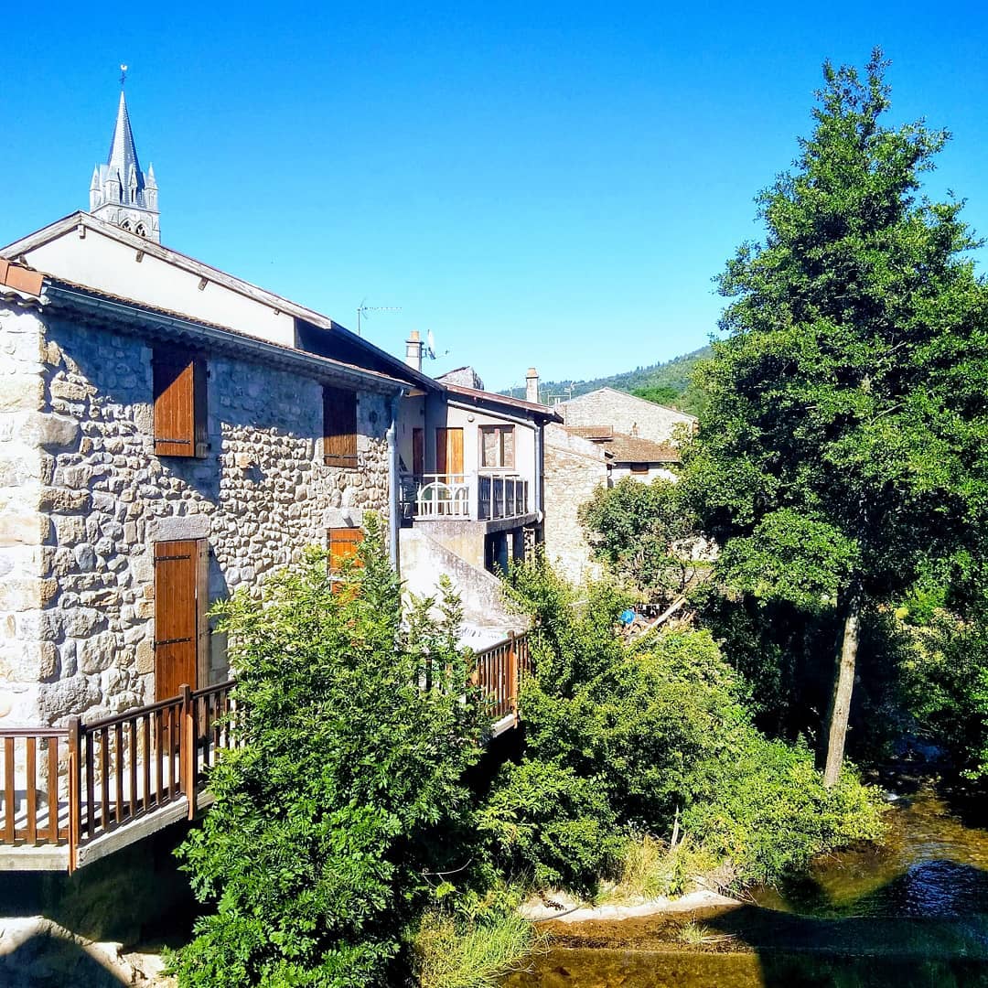 Le ruisseau de Malbuisson