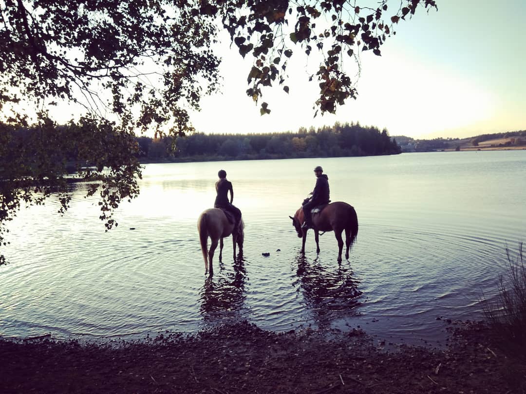 A cheval à Devesset