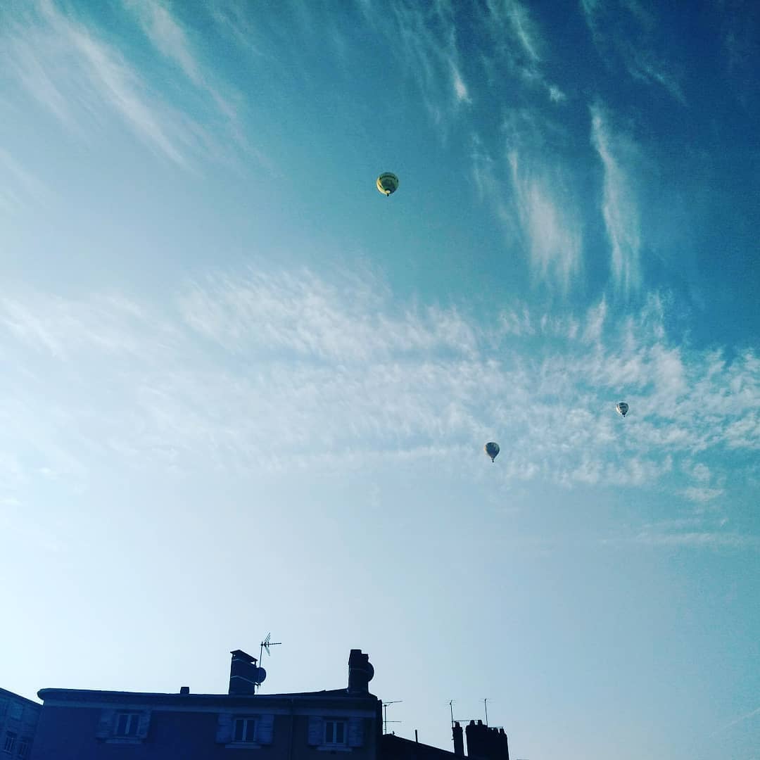 Marché de montgolfières
