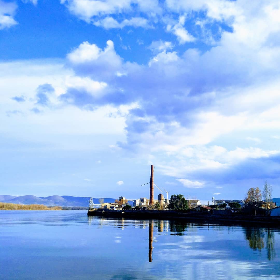 Bord du Rhône au port du Pouzin